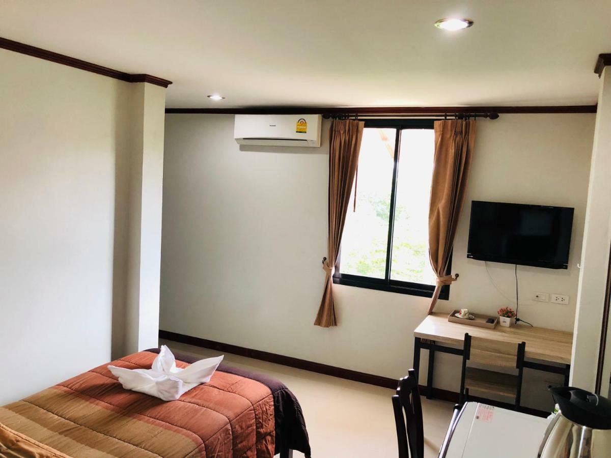 Phra Ae Apartments Ко-Ланта Екстер'єр фото